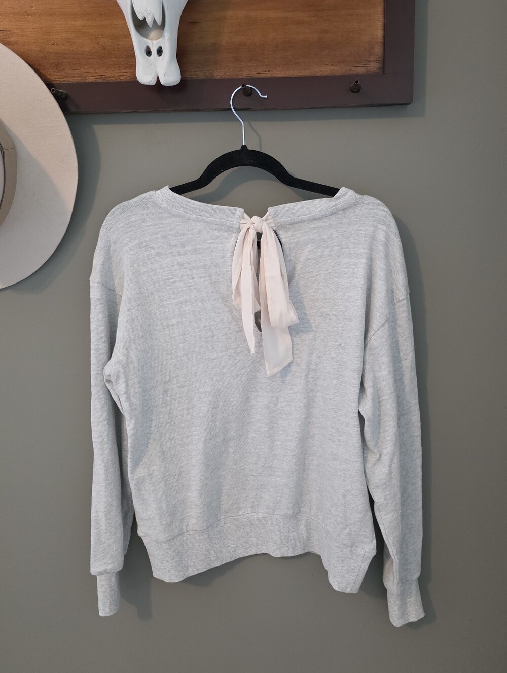Loft Gray Knit Sweatshirt Back Bow Size S
